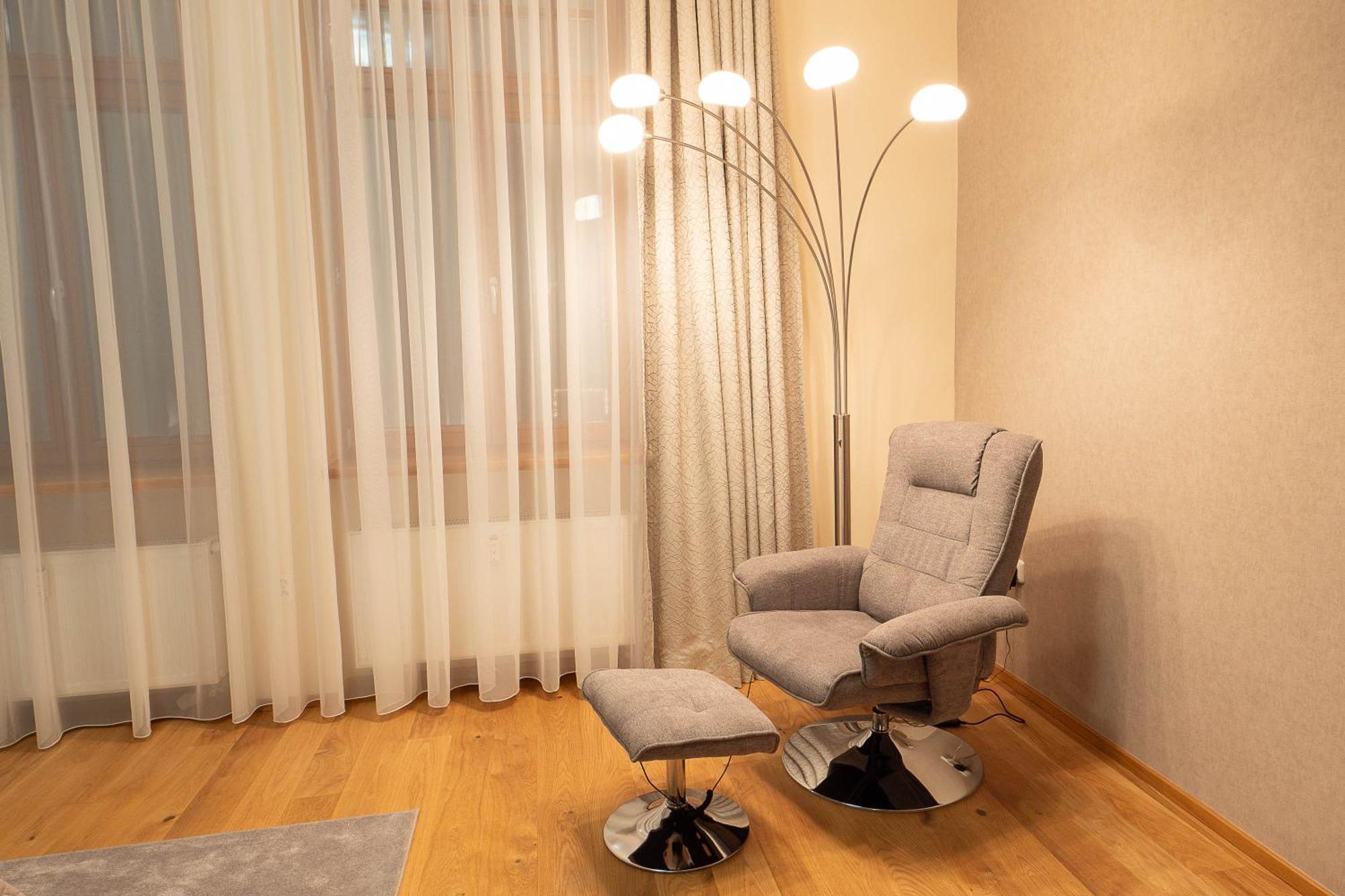 Executive 2-Bdrm Central Suite Usti nad Labem Exterior foto